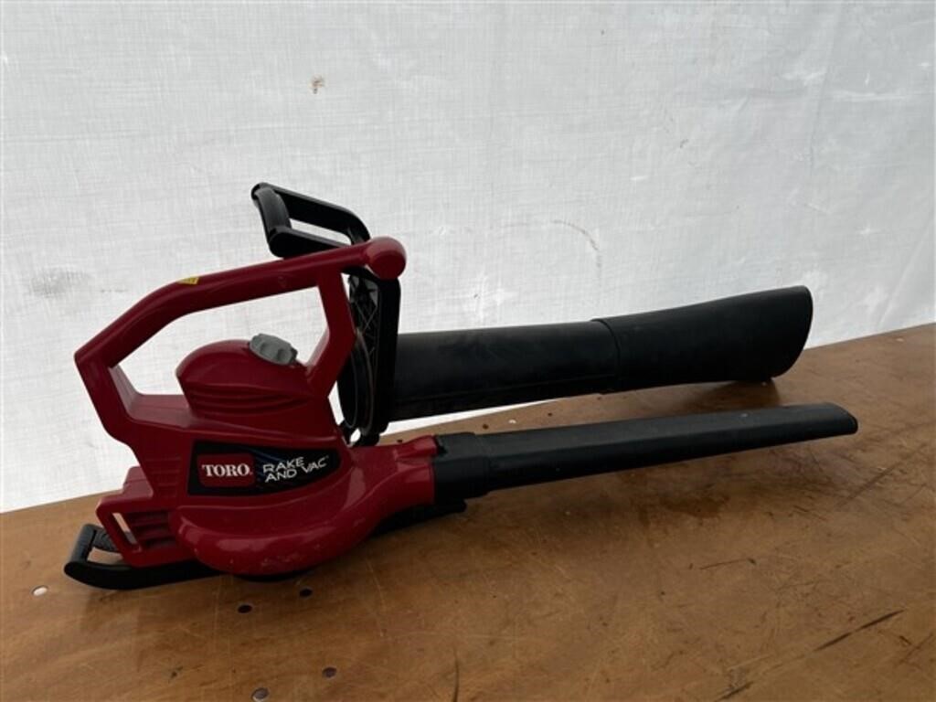 Toro Rake & Vac Blower