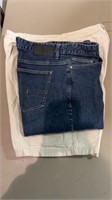 Mens size 36/32 jeans and shorts