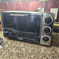 DiLonghi Rotisserie Convection Toaster Oven