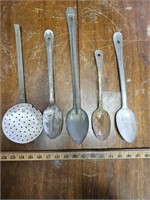 Vintage Kitchenalia- 5 Large Metal Spoons &