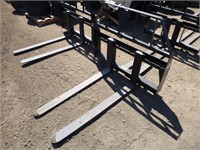 KIVEL 4' Skid Steer Fork Attachment