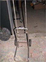 Foldup luggage rolling rack