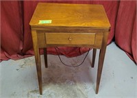 Antique Singer Sewing Machine & Cabinet. 
Serial