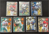 N - LOT OF 7 FOOTBALL  CARDS (J9)