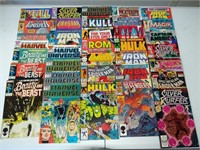 Approx. 35 Marvel comic books - Hulk, etc.
