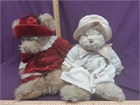 2x Russ Berrie & Co. Christmas Bear