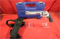 Revolver: .460 S&W Magnum Smith & Wesson