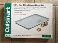 NIP Cuisinart Baking Sheet Set