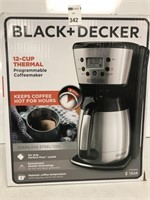 BLACK DECKER PROGRAMMBALE COFFEE MAKER CAPACITY