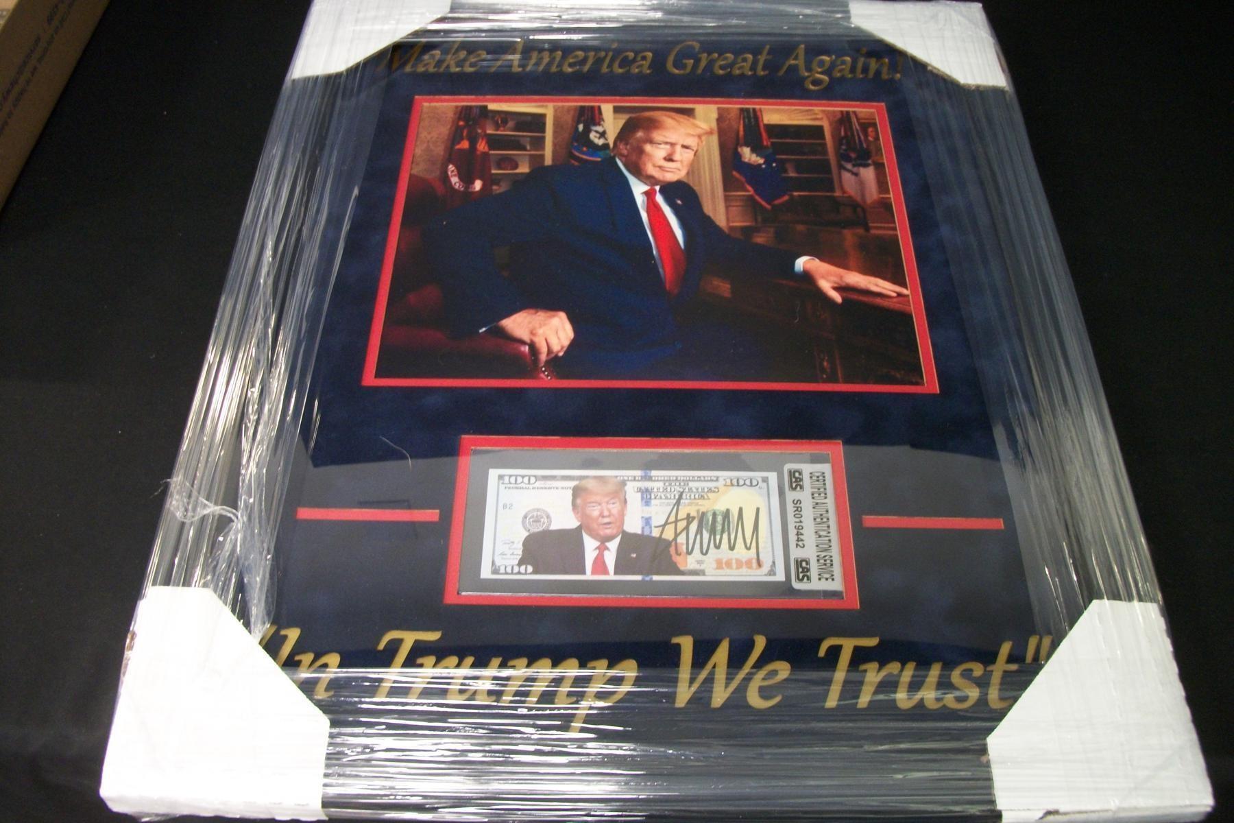 FRAMED DONALD TRUMP SIGNED NOTE CAS COA