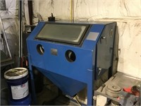 Sand Blasting Cabinet w/Dust Collector