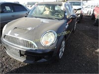 2007 Mini Cooper WMWMF73547TT85665 Black