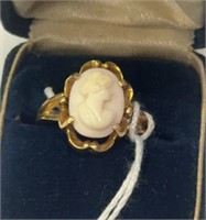 10K Solid Gold & White Cameo Ring