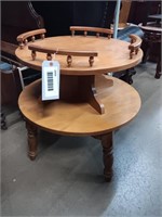 MAPLE ROUND LAMP TABLE