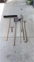 YD 8pc Shovel Garden tools Broom Pitch fork