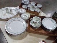 Noritake dinnerware  setting for  6
