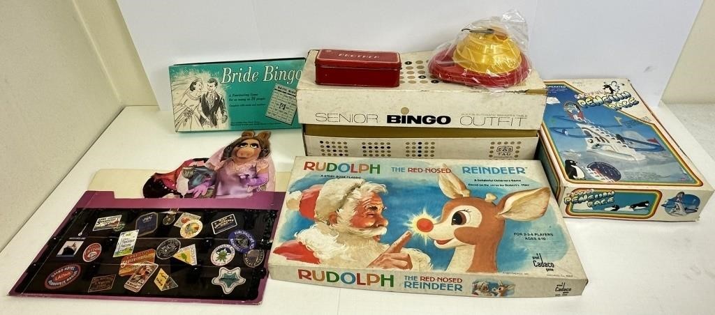 Assortment of Games - Bingo, Rudolph