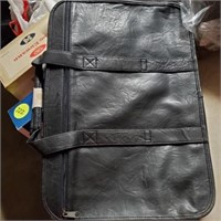 NEW LEATHER CARY BAG