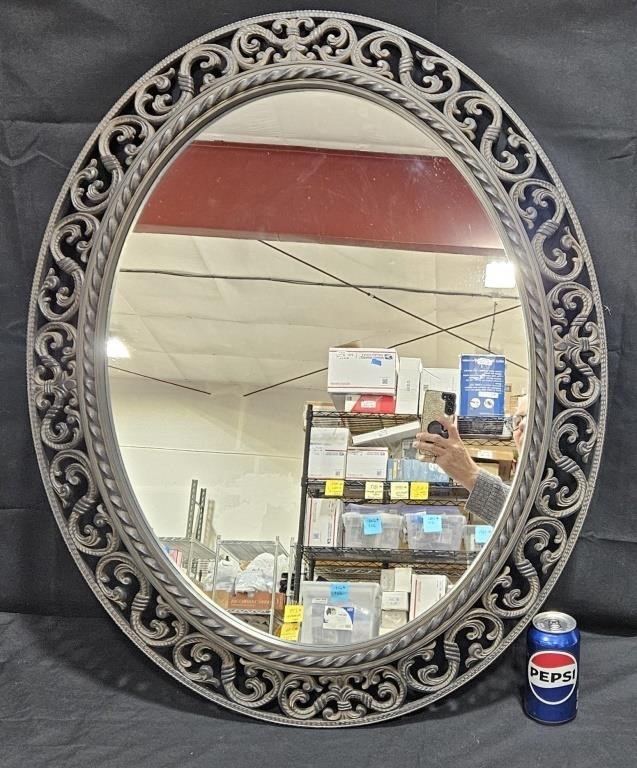 Vintage Oval Wall Mirror w Ornate Frame