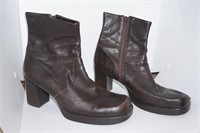 Gianni Bini Zip Up Womens Boots Size 11