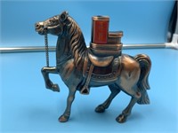 Horse lighter                (I 99)