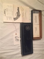 Smith and Wesson 357 magnum revolver box