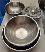 (11) Stainless Steel Mixing Bowls