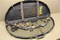 Timberland Stalker Compound Bow w/Case, Arrows