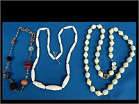 LOT OF THREE NECKLACES