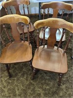 Wooden chairs (4)