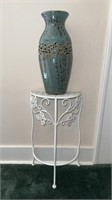 SMALL PLANT STAND W/ VASE