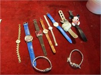 (10)Vintage watches. Some Disney character related