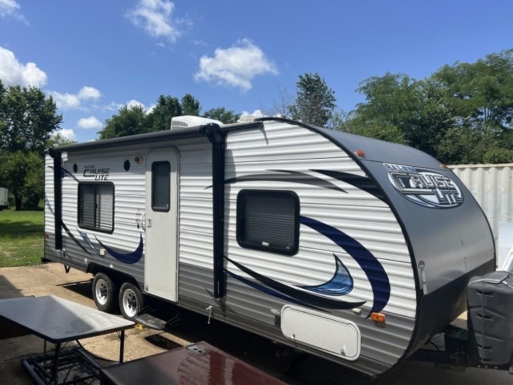 2015 SALEM CRUISE LITE TRAVEL TRAILER, NICE!