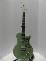 DANELECTRO 6 STRING ELECTRIC GUITAR