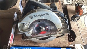 Black & Decker Saw