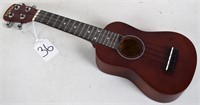 Kona model KUK100 ukulele, YH1910630244