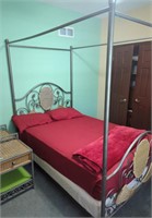 4 poster full size wicker bed