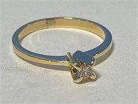 14 kt Gold Diamond Ring Size 4 3/4
