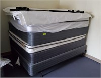 GROUP OF DOUBLE MATTRESSES