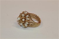 14kt yellow gold Heavy Pearl Ring with 19 small