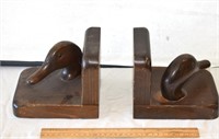 2 VINTAGE DUCK WOOD BOOK ENDS !  R-5