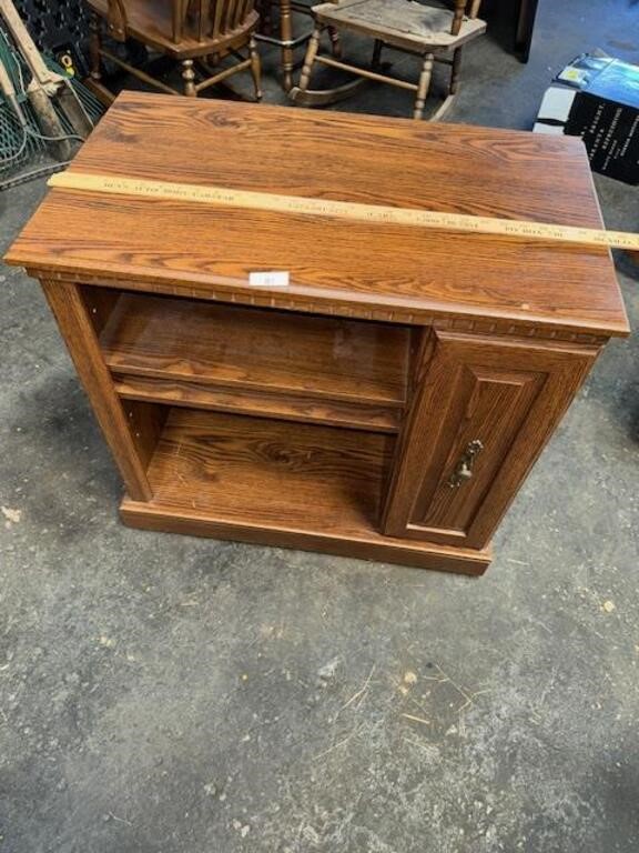 Small Entertainment Center or TV Cart-33"