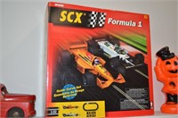 1/32 Irwin SCX Formula 1 Slot Car Set Sealed