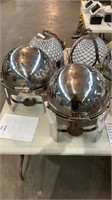 1 LOT 2 STAINLESS STEEL CHAFING DISHES