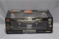 1/24 SCALE REPLICA PLATINUM CAR