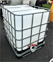 275 Gallon Poly Tote in Skid