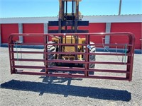 4-12ft HEAVY DUTY Red Gates- Some Damaged