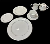 (42) Pc Service For (8) Noritake Dish Set