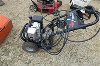 Honda Power Boss 260psi 2.5gpm - has compression