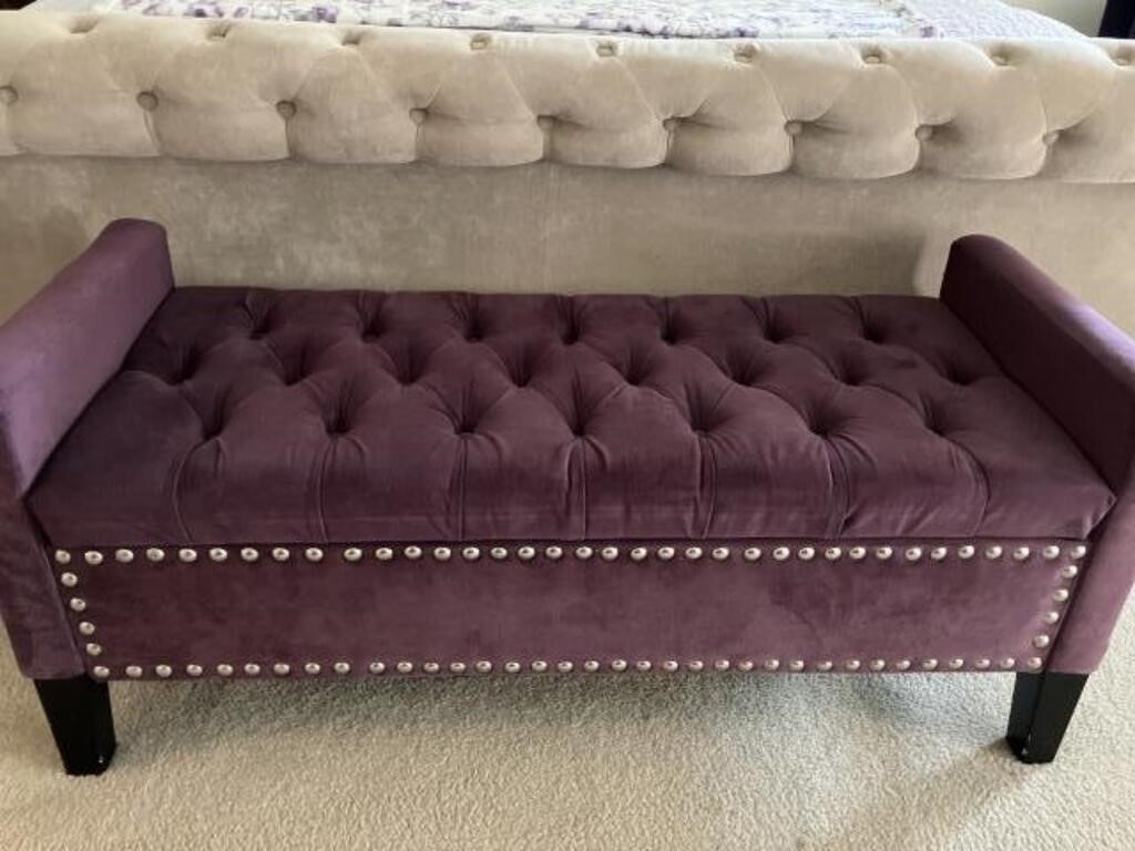 Tufted  Storage Bench